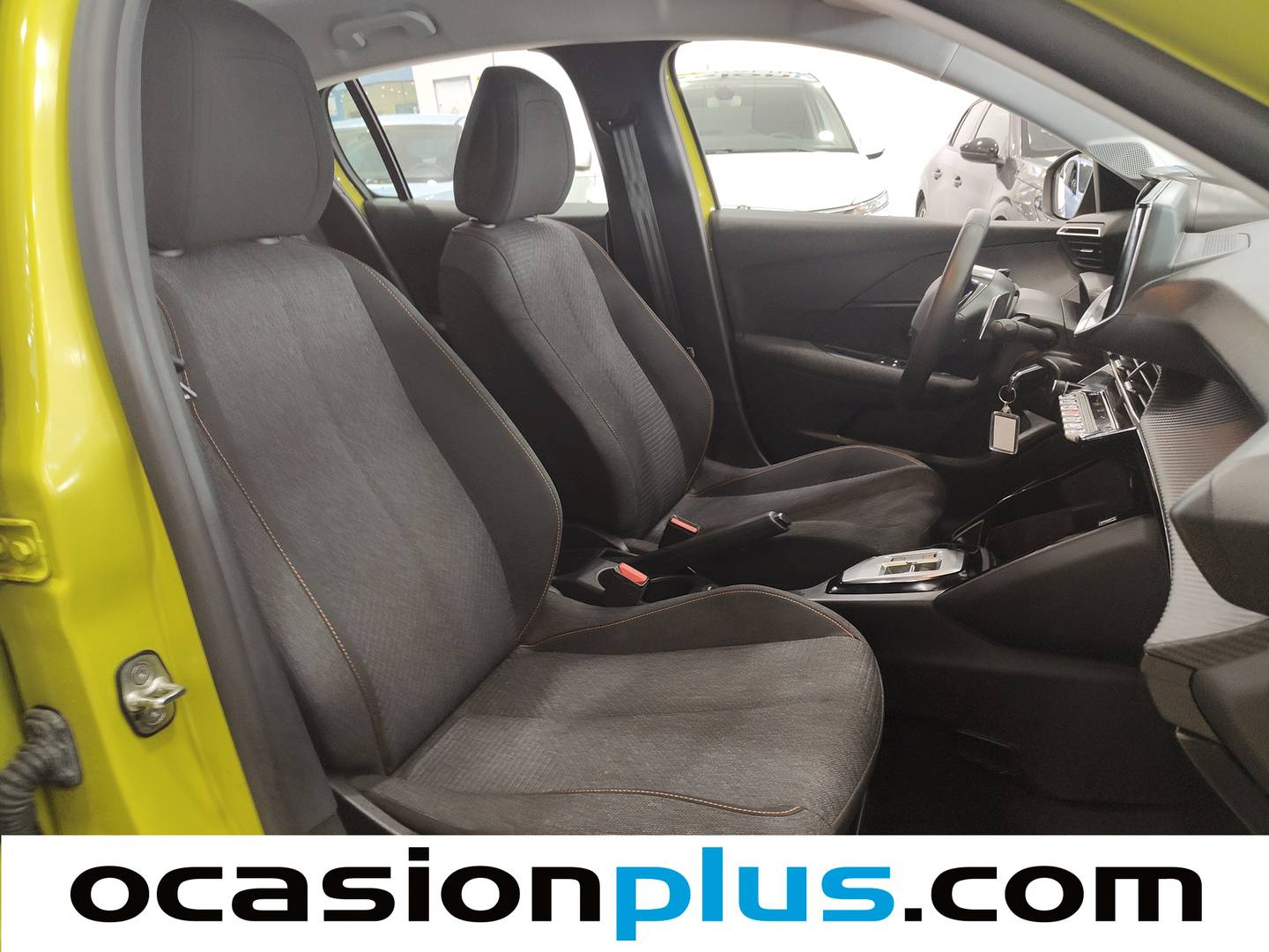Peugeot 208 Peugeot 208 Style Hybrid 110 eDCS6 (110 CV) automático