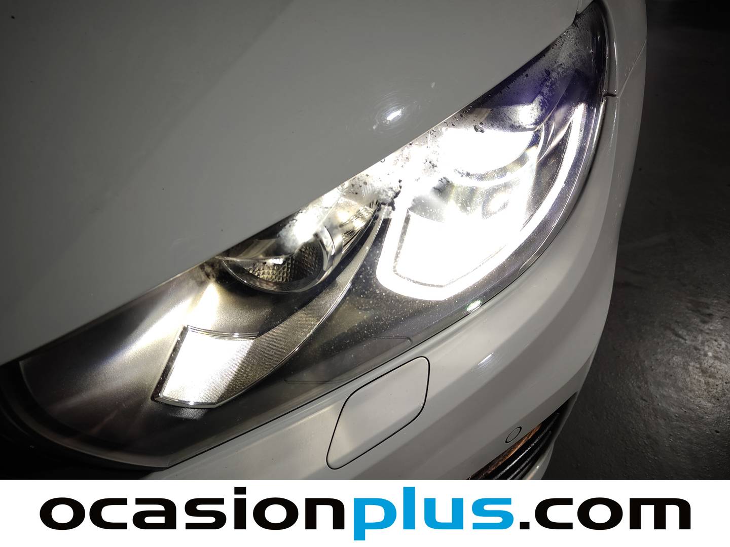 Foto Volkswagen Scirocco Volkswagen Scirocco R-Line 2.0 TDI BMT (150 CV) DSG