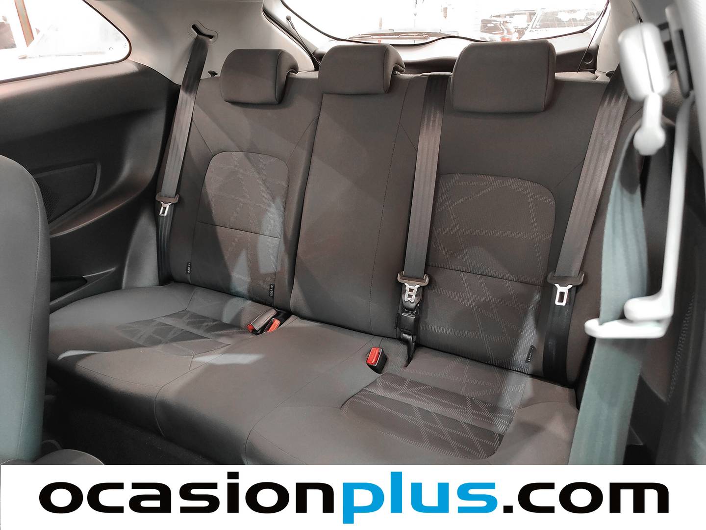 Foto asientos traseros KIA Rio KIA Rio 1.2 CVVT Concept (85 CV)