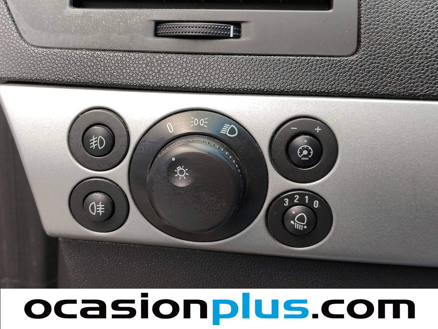 Opel Astra Opel Astra GTC 1.6 Sport (105 CV) 2007