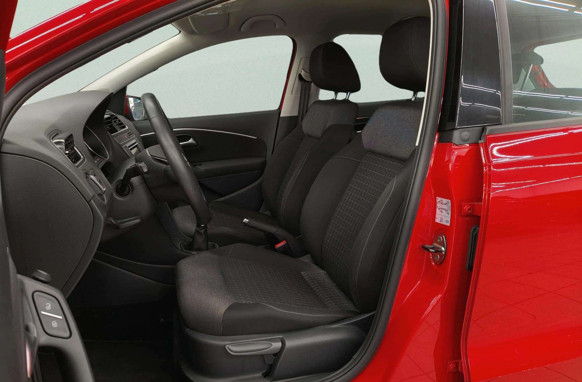 Volkswagen Polo Advance 1.4 TDI BMT - foto 9
