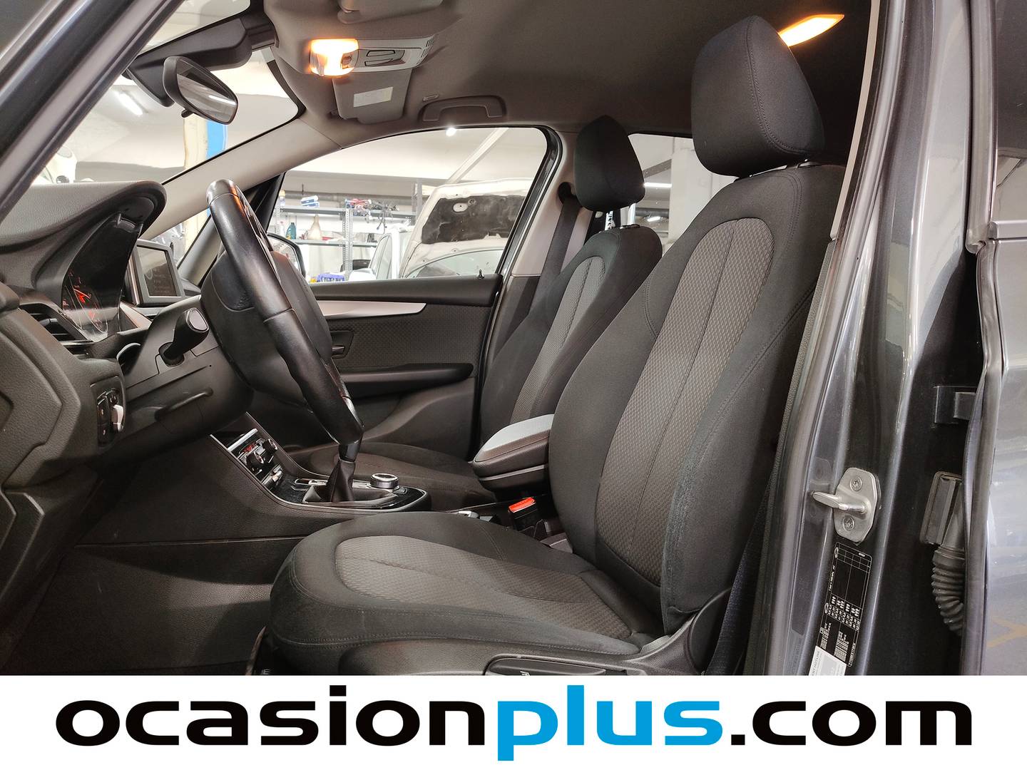 Foto asientos delanteros BMW Serie 2 Active Tourer BMW Serie 2 218d Active Tourer (150 CV)