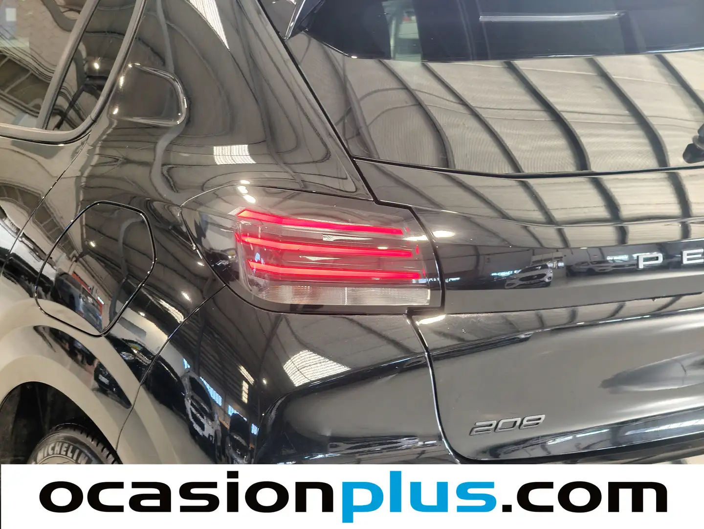 Foto Peugeot 208 Peugeot 208 PureTech 100 Allure (100 CV)