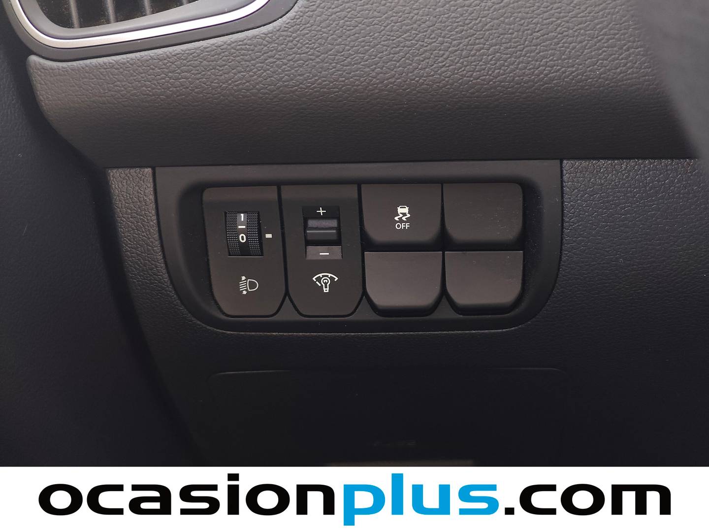 Extras y acabados del KIA Rio KIA Rio 1.2 CVVT Concept (84 CV)