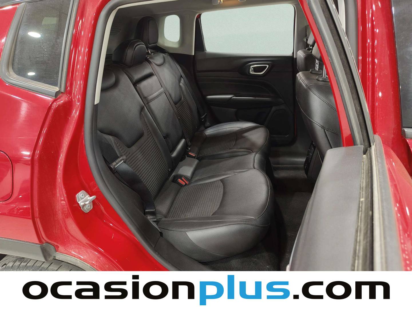 Foto Jeep Compass Jeep Compass 1.3 Gse Night Eagle FWD MT (130 CV)