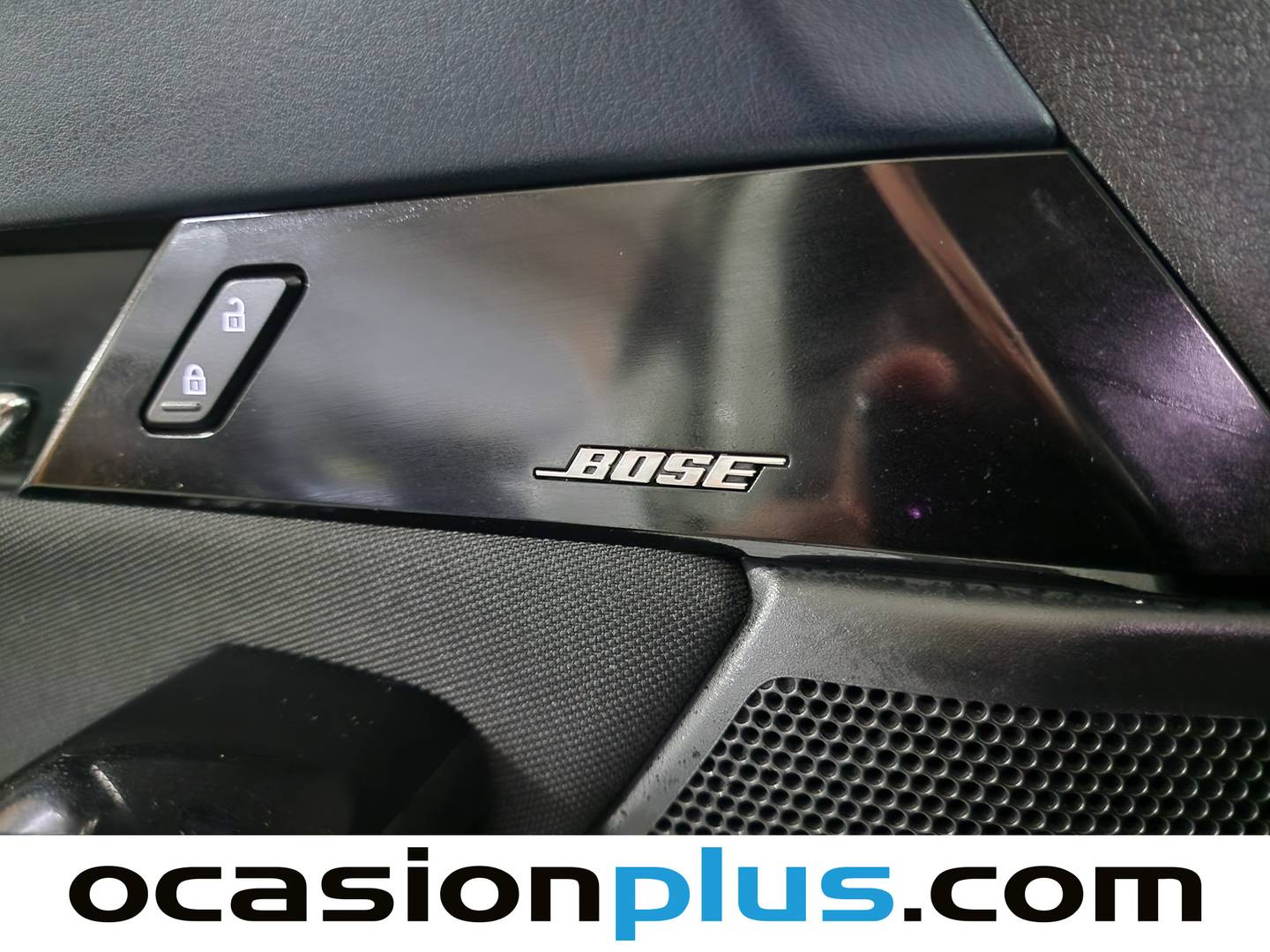 Foto Mazda CX-30 Mazda CX-30 2.0 Skyactiv-X Evolution 2WD AT (180 CV)