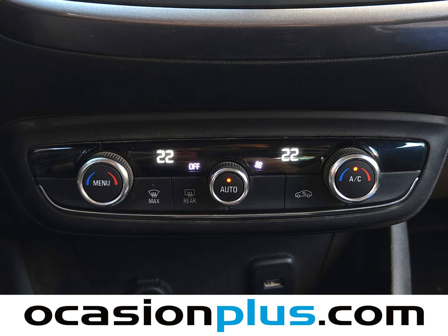 Foto Opel Crossland X Opel Crossland X 1.2 Innovation (130 CV)