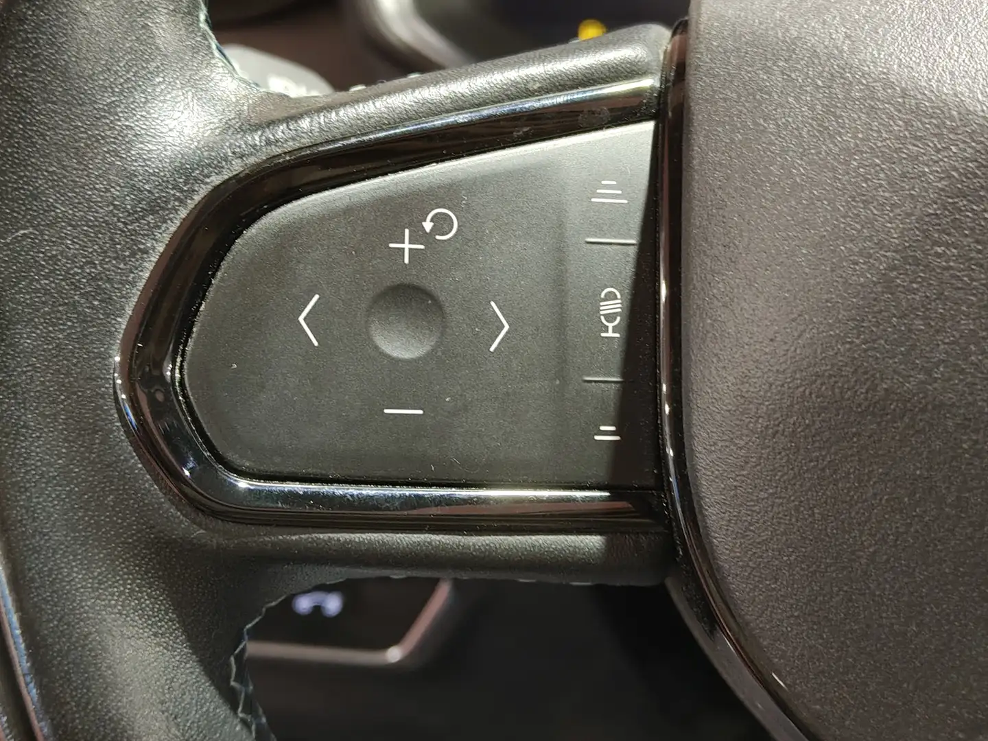 Foto Lynk & Co 01 Lynk & Co 01 1.5 HEV (197 CV)