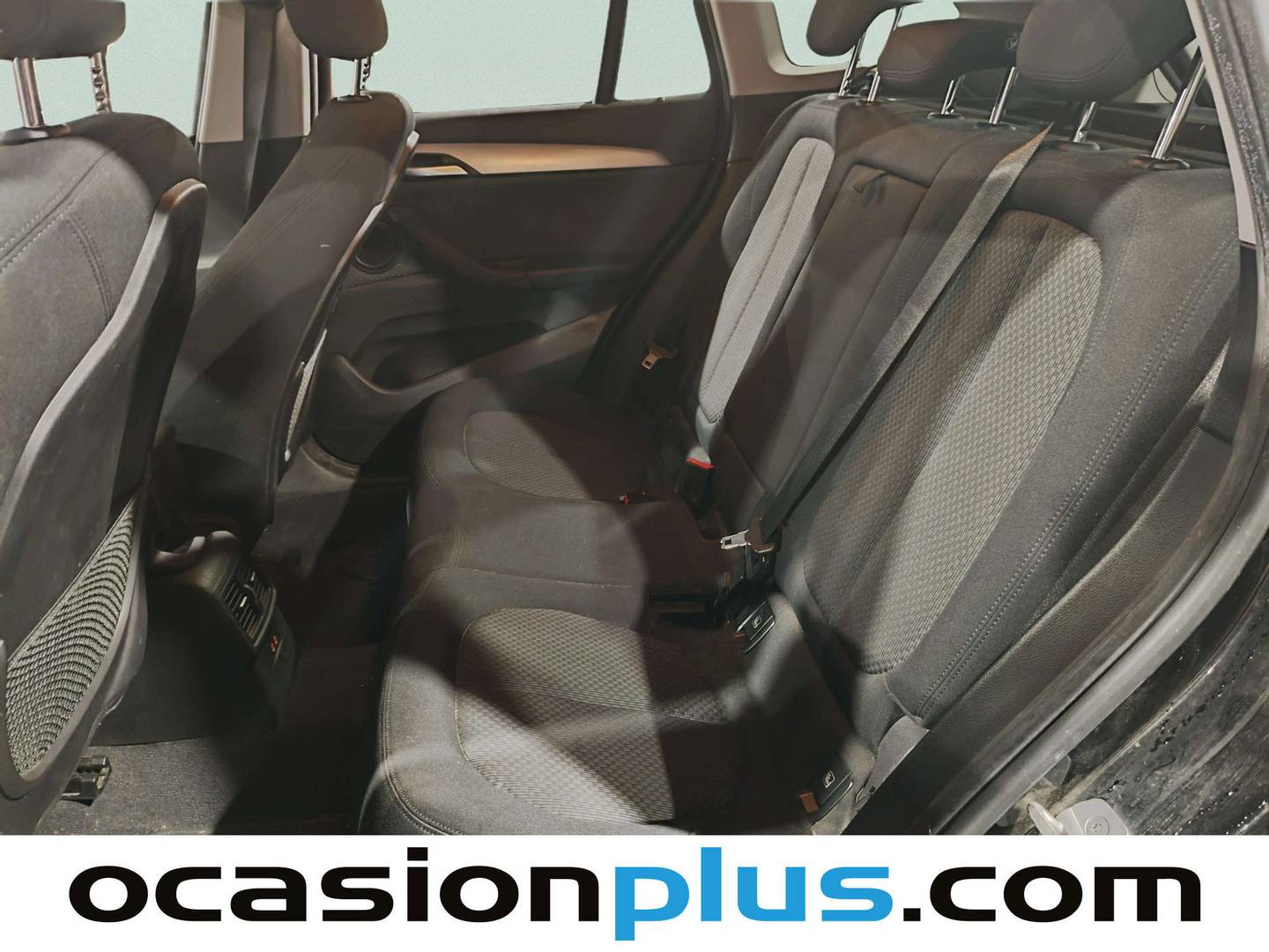 Foto asientos traseros BMW X1 BMW X1 sDrive16d Business (116 CV)