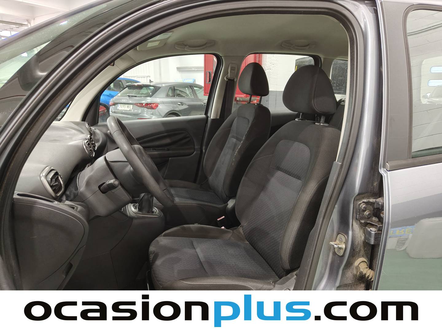 Foto asientos delanteros Citroën C3 Picasso Citroën C3 Picasso HDI 90 Airdream LX (90 CV)