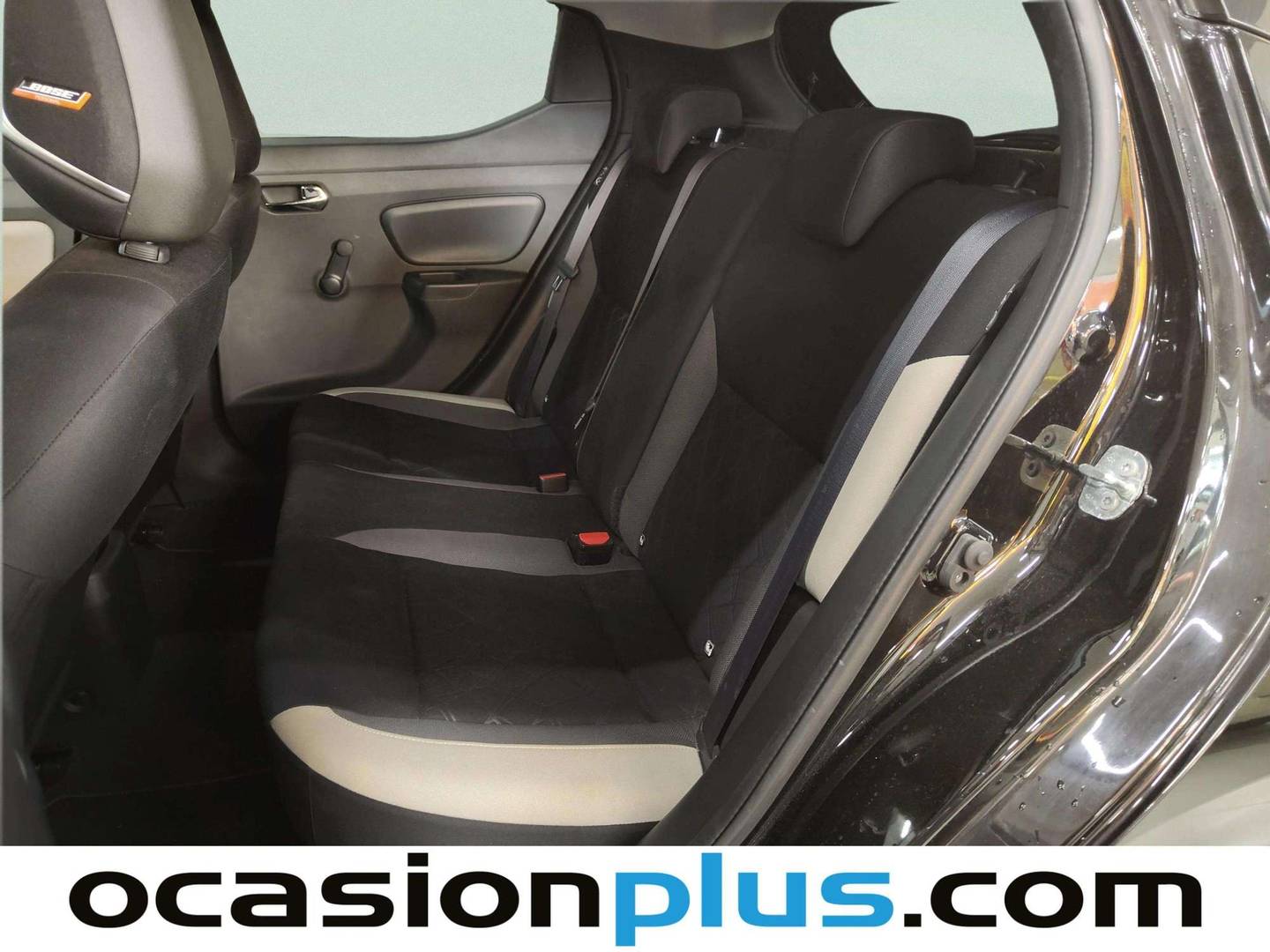 Foto asientos traseros Nissan Micra Nissan Micra 1.5 dCi Bose Limited Edition (90 CV)
