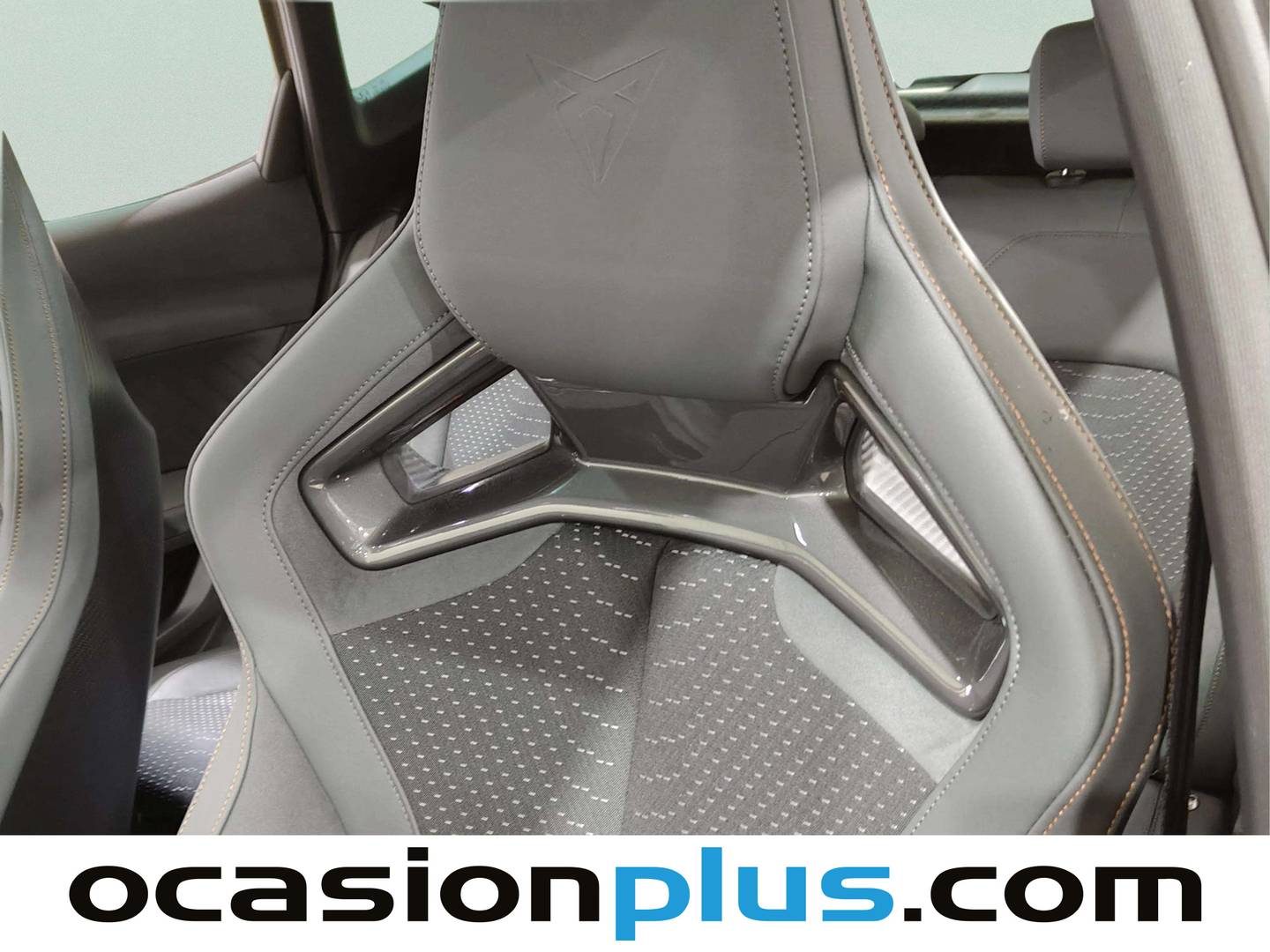 Equipamiento del Cupra Formentor CUPRA Formentor 1.5 TSI e-Hybrid VZ Extreme DSG (272 CV)