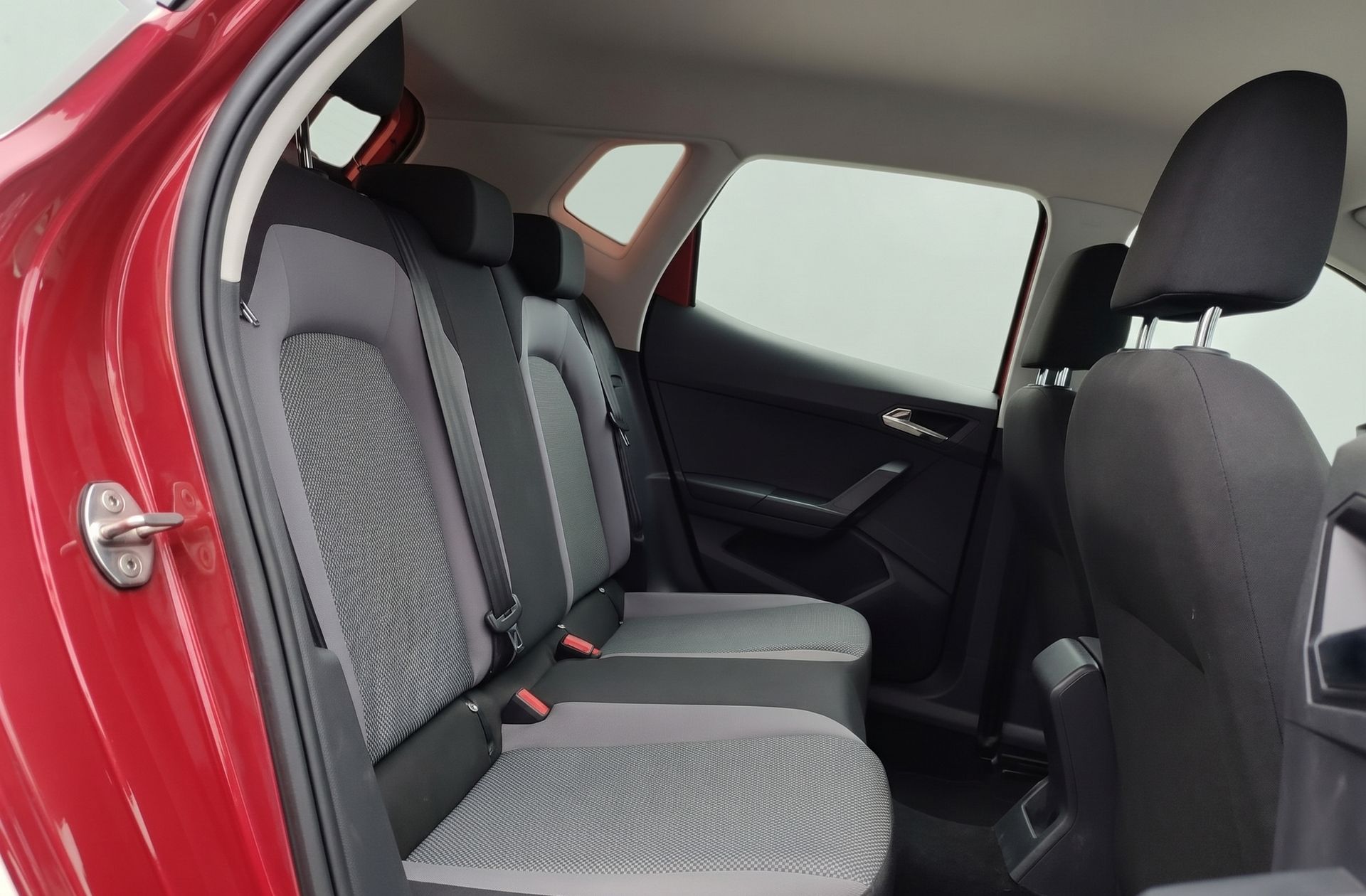 SEAT Arona 1.0 TSI Ecomotive Style - foto 14