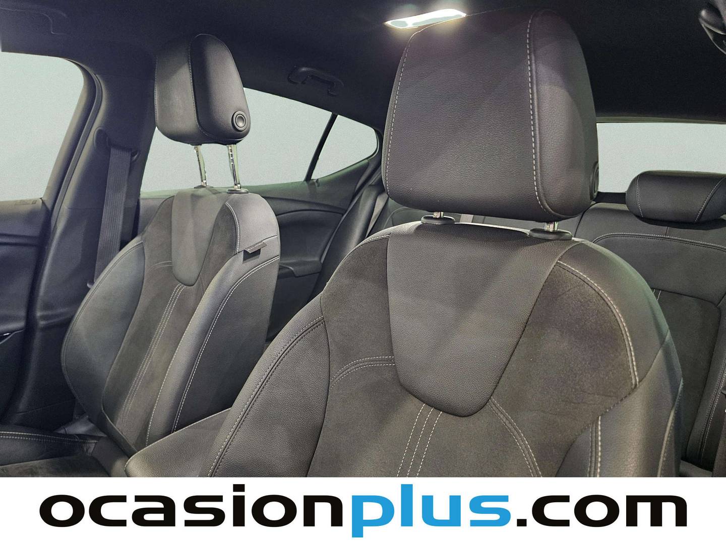 Extras del Opel Astra Opel Astra 1.6 Turbo S&S GSi Line (200 CV)
