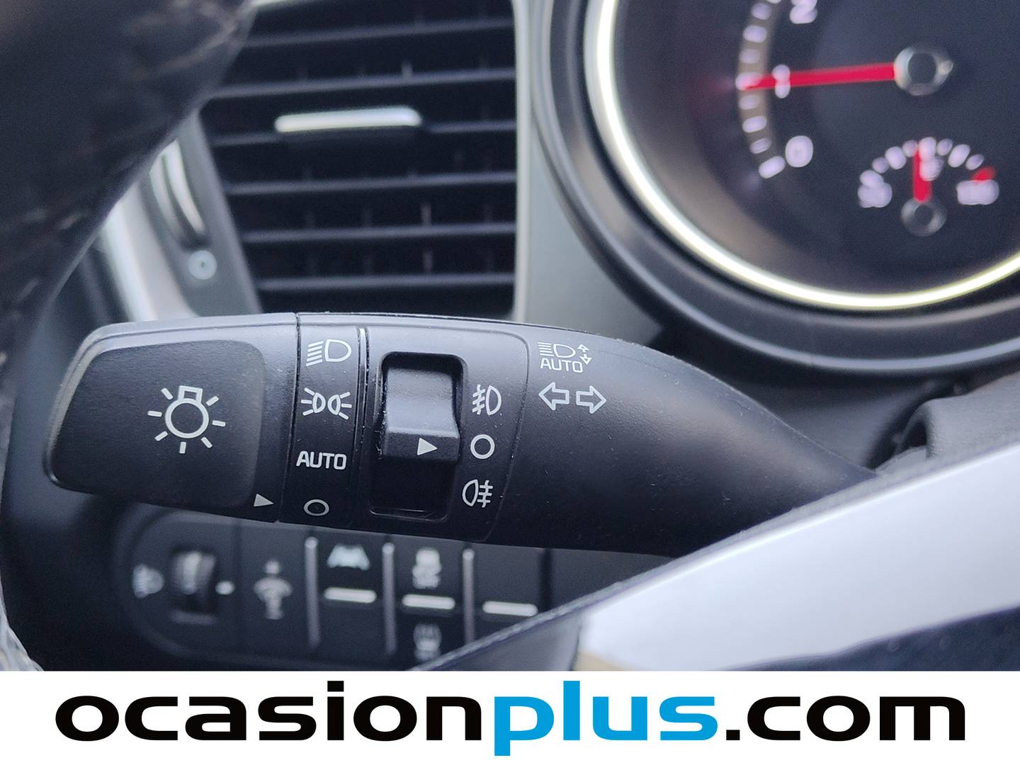 Acabados KIA Ceed KIA Ceed 1.0 T-GDI Drive (100 CV)