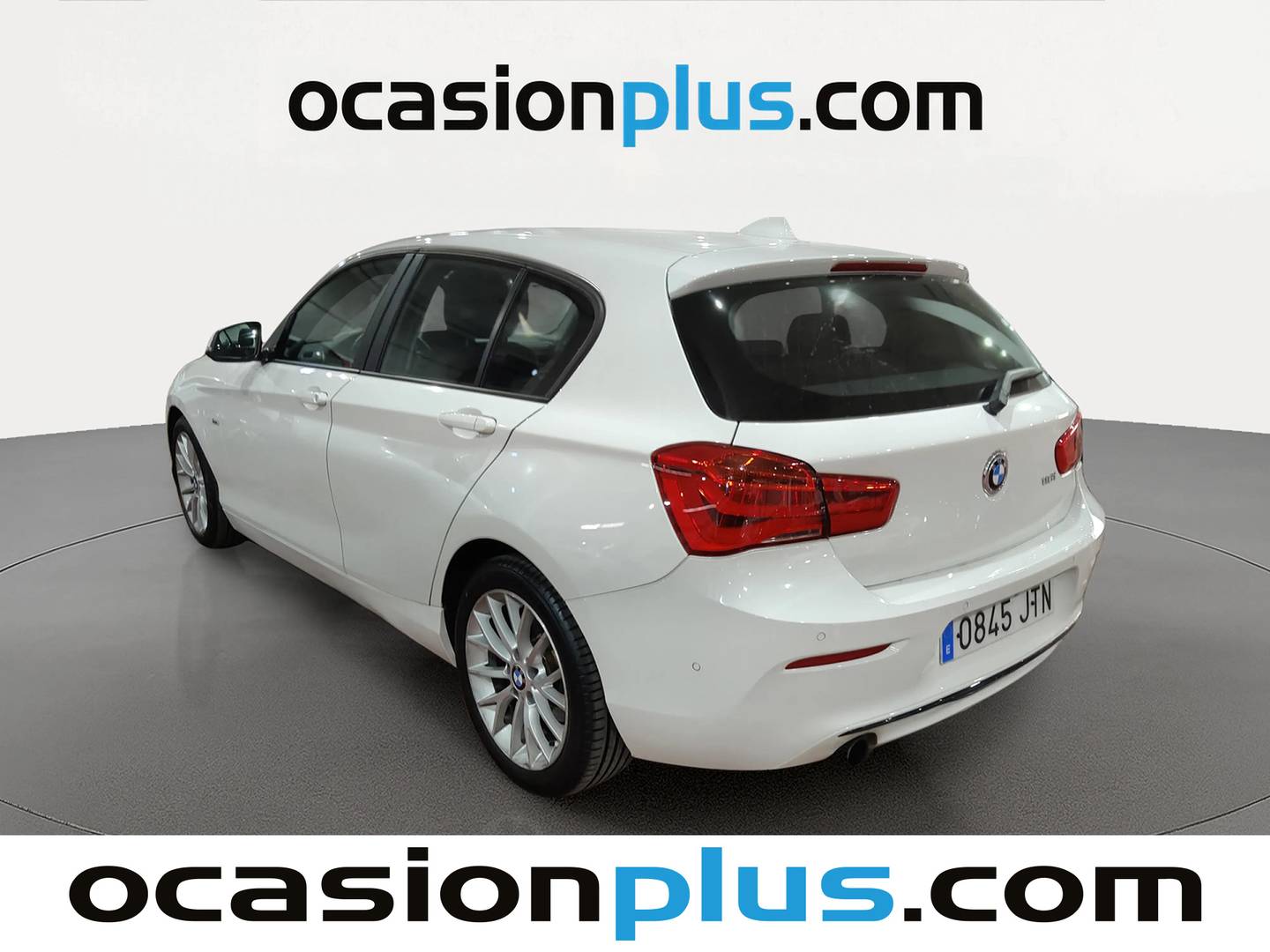 Foto trasera BMW Serie 1 BMW Serie 1 118i (136 CV) Pack Sport izquierda