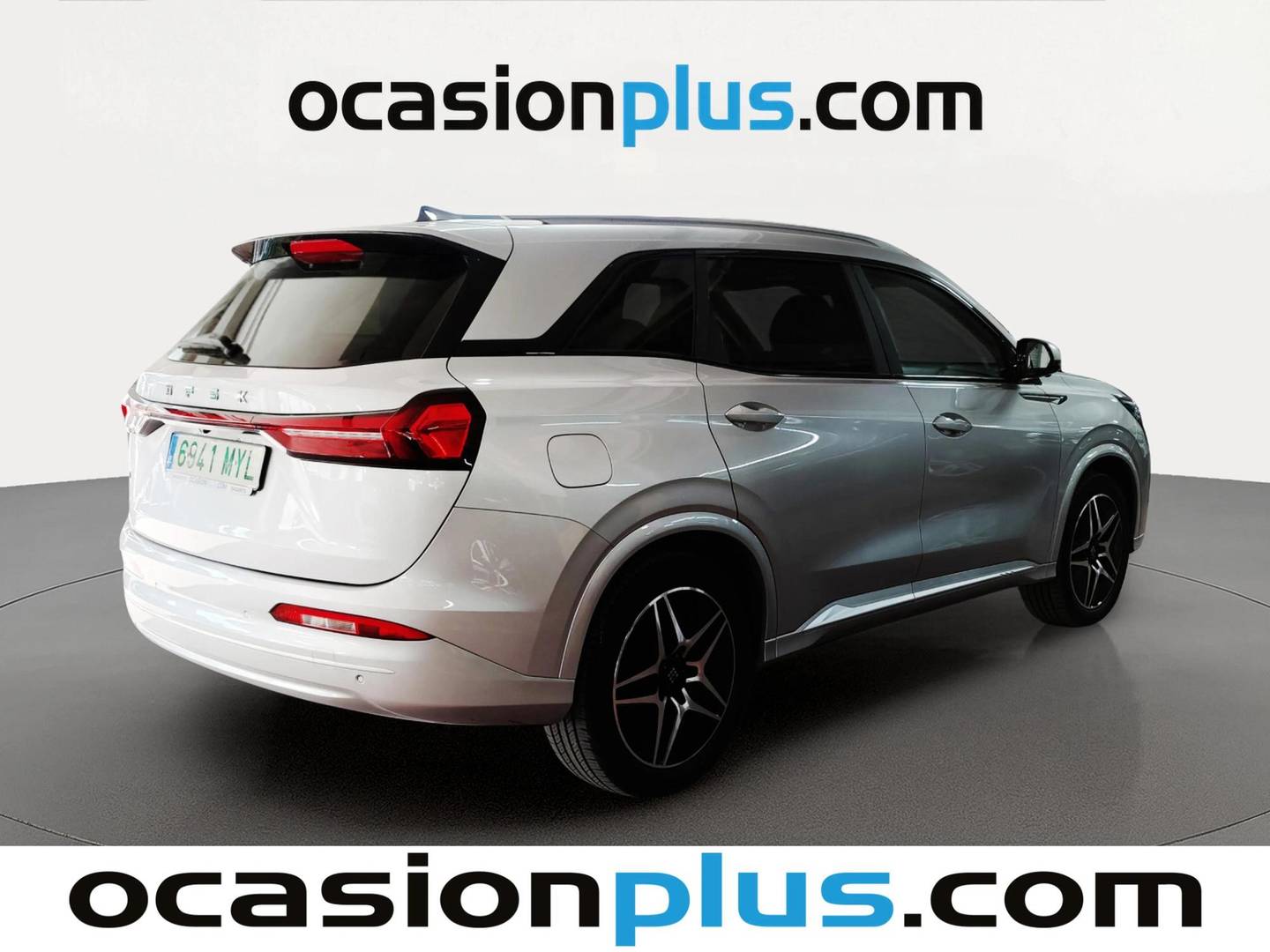 Foto trasera DFSK E5 DFSK E5 1.5 PHEV Intelligent (217 CV) 7 Plazas derecha