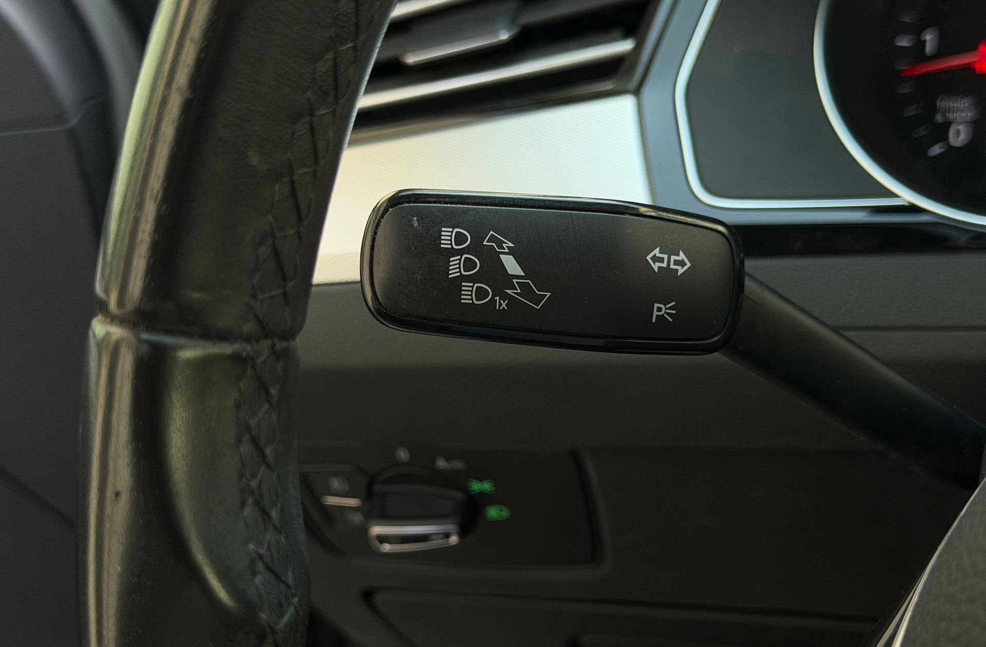 Volkswagen Passat Variant Advance 1.6 TDI - foto 27