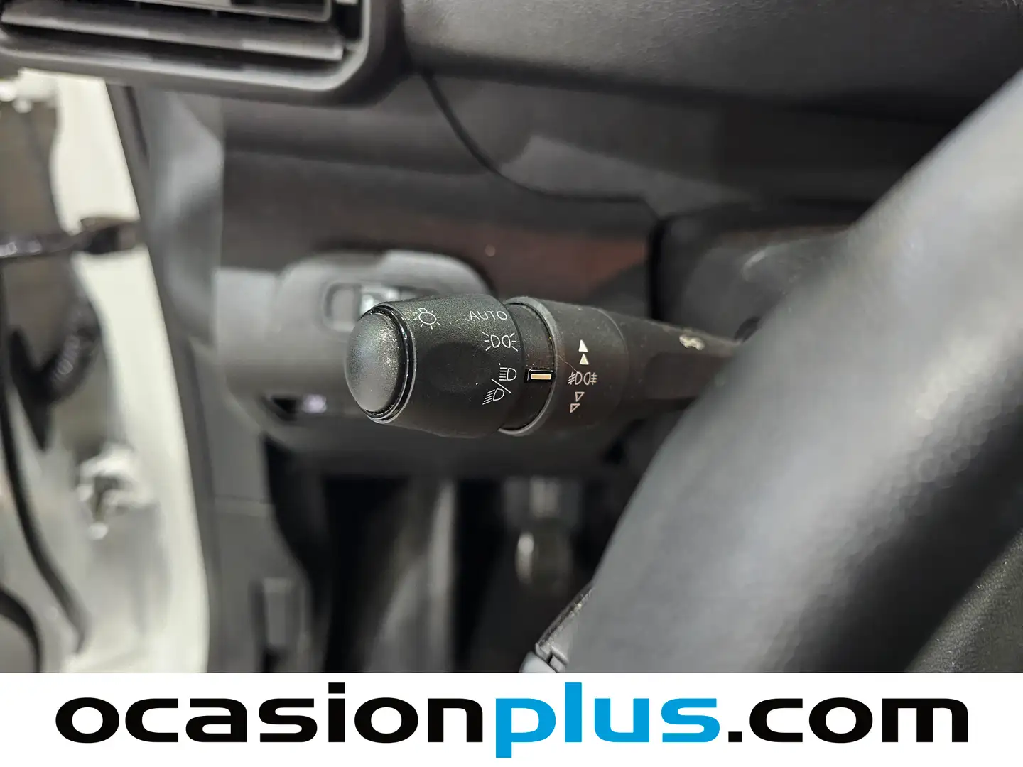 Foto Peugeot Partner Peugeot Partner Furgon BlueHDi 100 S&S Premium Standard 600kg  (98 CV)