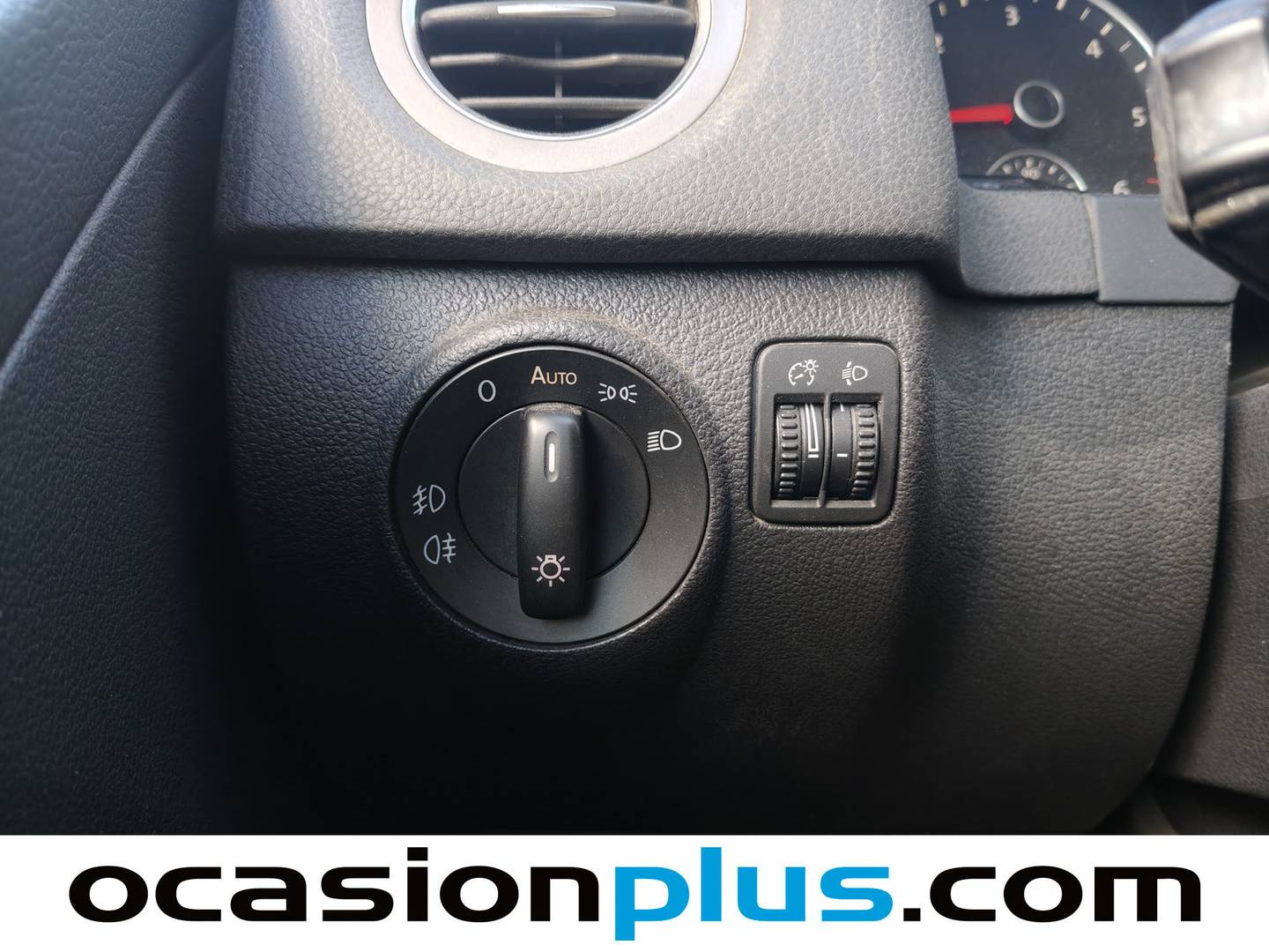 Equipamiento del Volkswagen Tiguan Volkswagen Tiguan Advance 2.0 TDI Front Drive (140 CV)