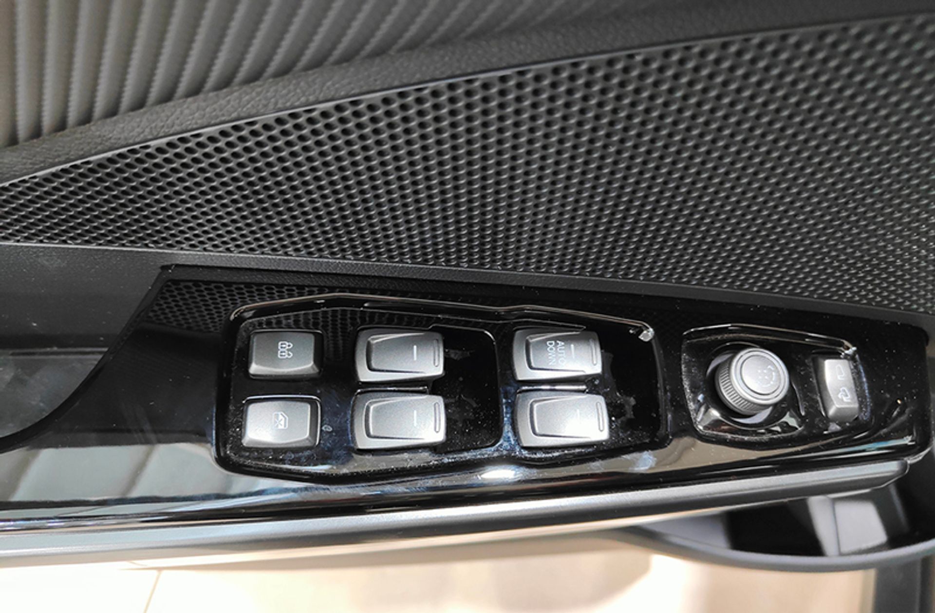 SsangYong Tivoli G15T Limited - foto 17