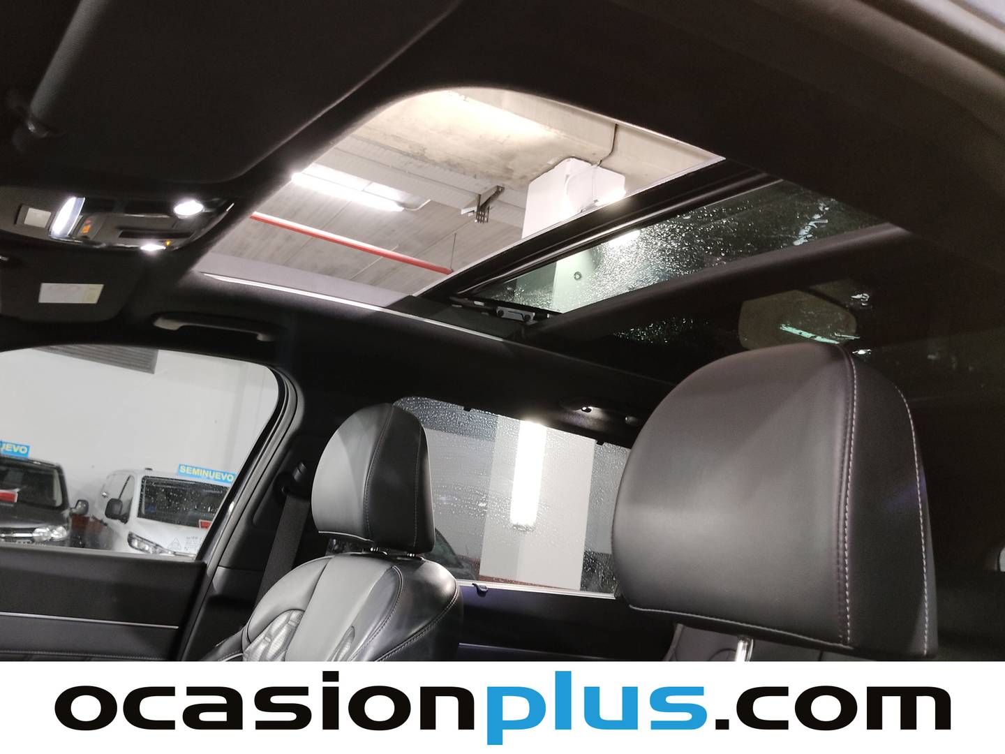 Extras y acabados del KIA Sorento KIA Sorento 1.6 T-GDi HEV Emotion 4x2 (Pack Luxury) Auto (230 CV) 7 Plazas