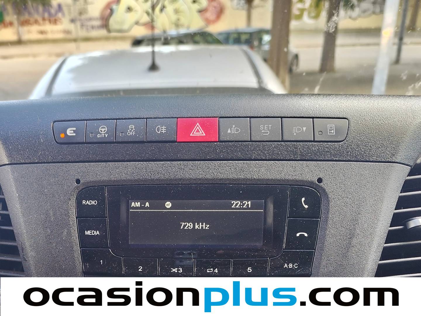 Extras y acabados del Iveco Daily Iveco Daily Furgon 35S 16 V 4100/H2 (156 CV)
