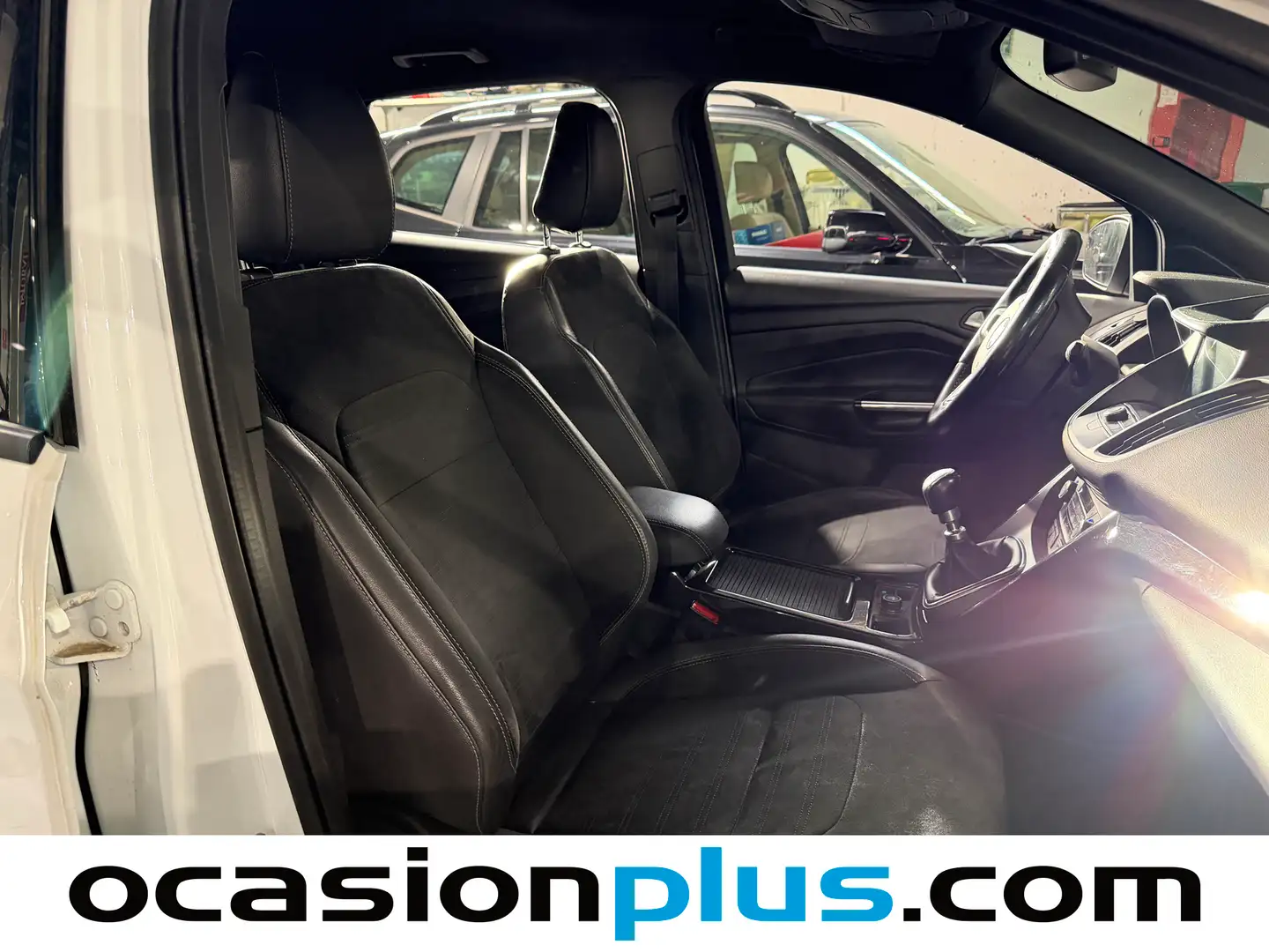 Foto Ford Kuga Ford Kuga 2.0 TDCI S&S ST-Line 4x2 (150 CV)