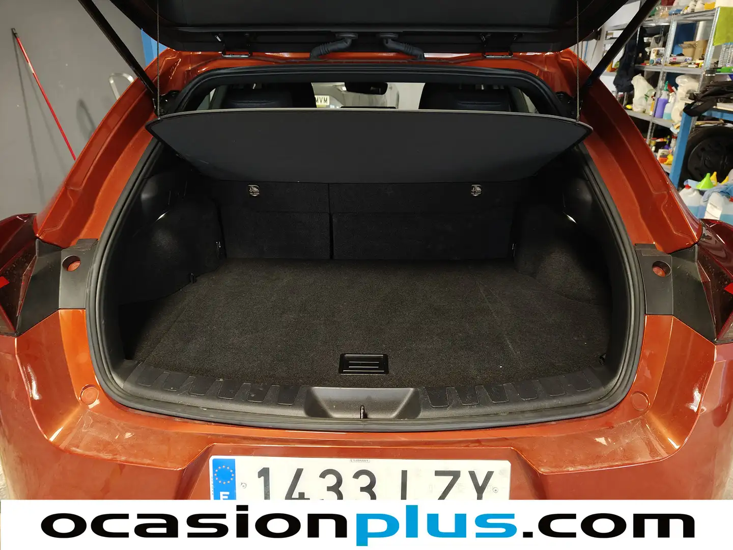 Foto Lexus UX Lexus UX 250h Business 2WD (184 CV)