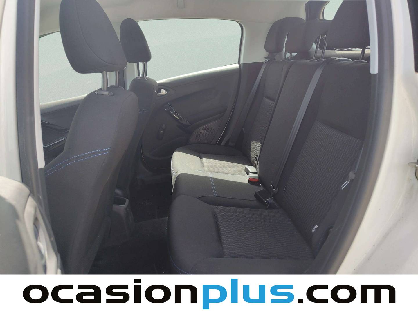 Foto asientos traseros Peugeot 208 Peugeot 208 PureTech Signature (82 CV)