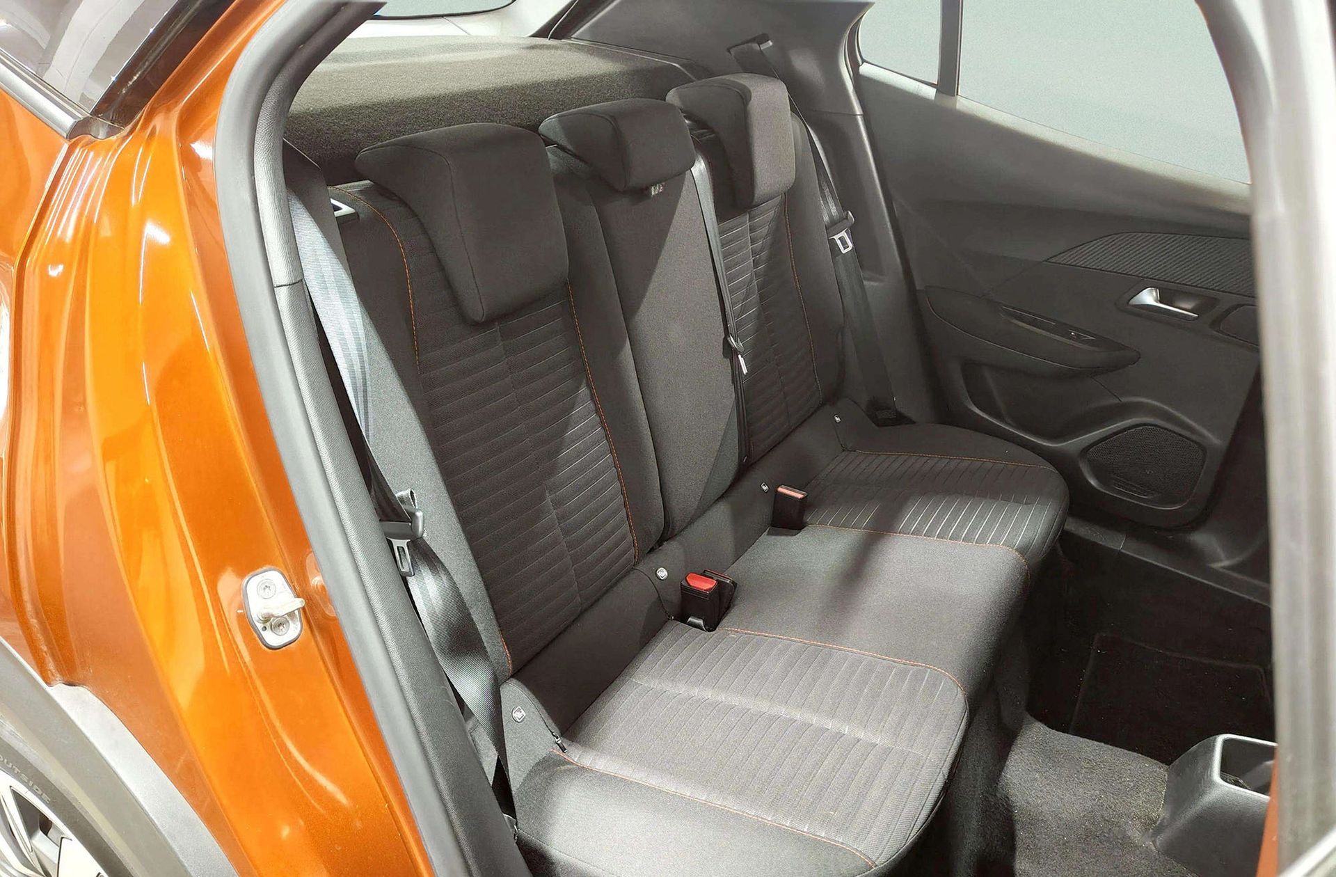 Peugeot 2008 PureTech 100 Active - foto 18