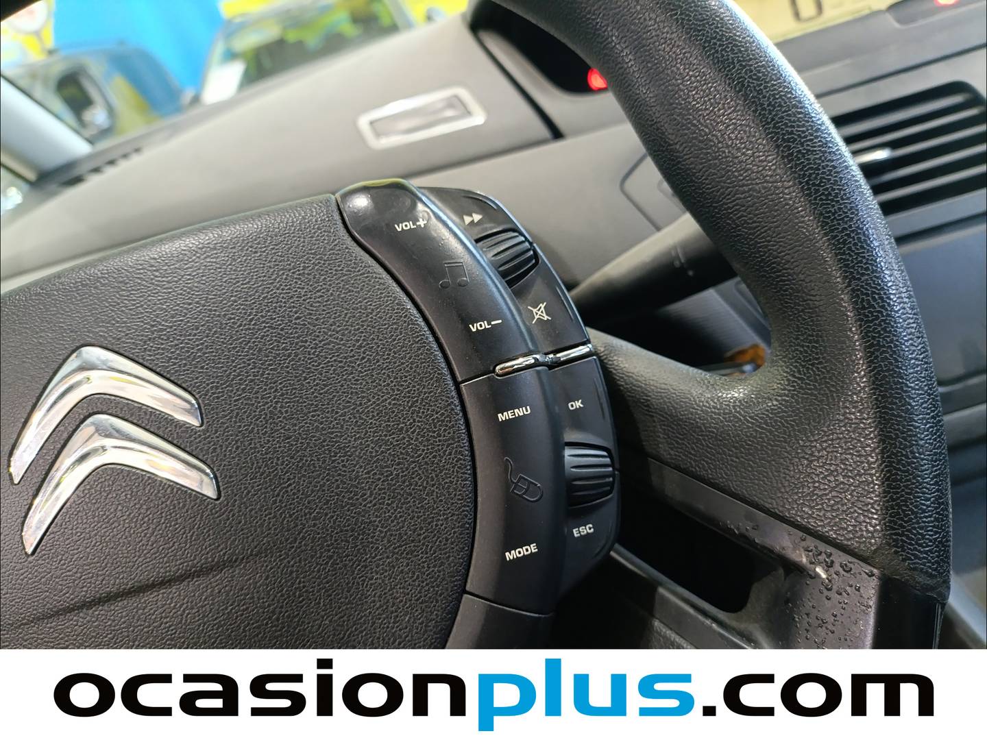Equipamiento del Citroën C4 Picasso Citroën C4 Picasso 1.6 HDI Business (112 CV)