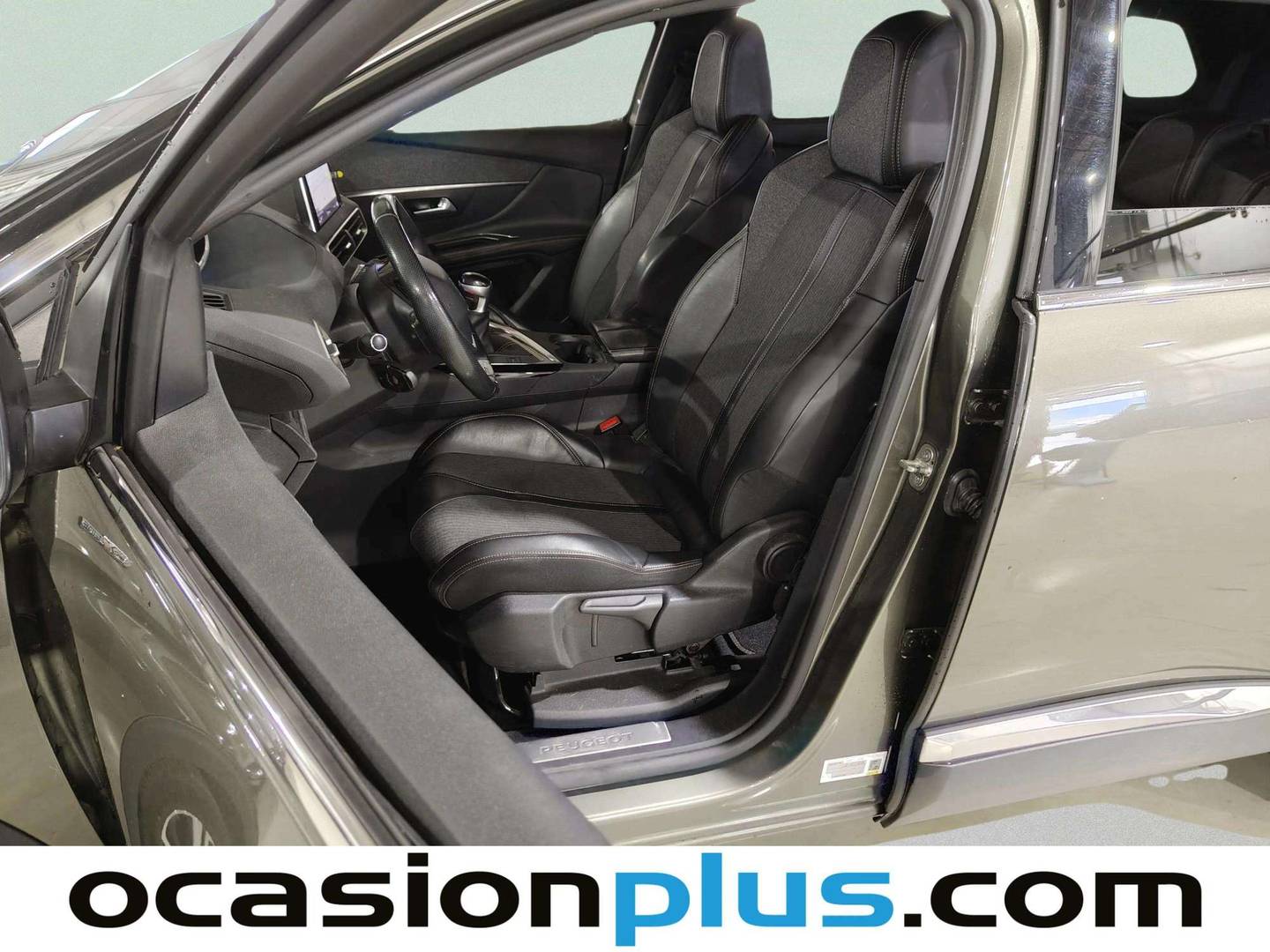 Foto Peugeot 5008 Peugeot 5008 1.2L PureTech GT-Line (130 CV) 7 Plazas