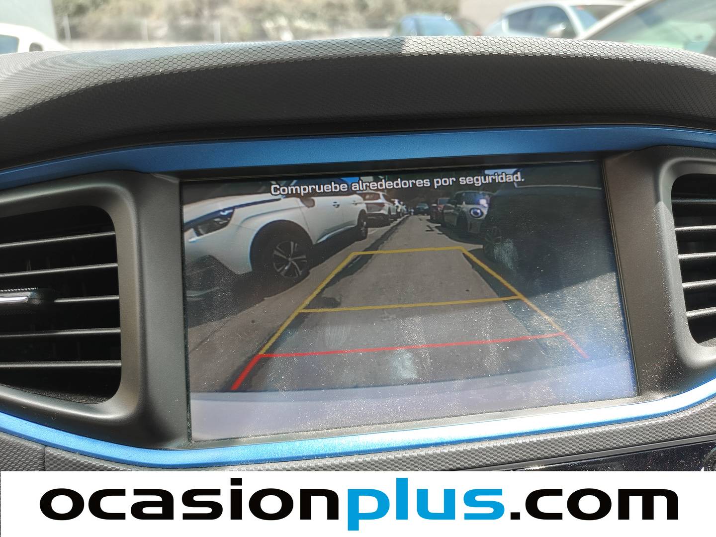 Extras del Hyundai IONIQ Hyundai Ioniq 1.6 GDI HEV Tecno DCT (141 CV)