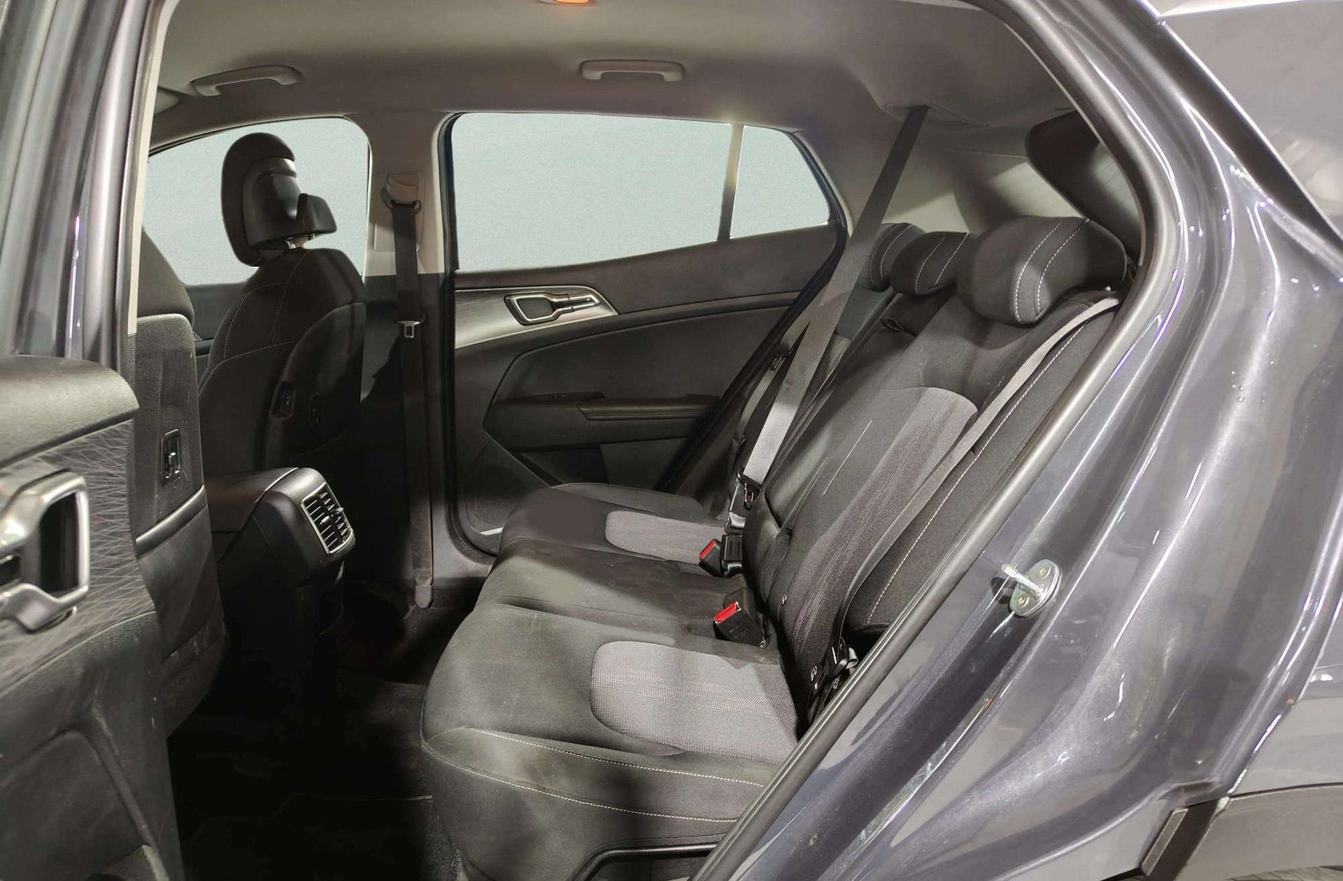 Kia Sportage 1.6 T-GDi Drive 4x2 - foto 13