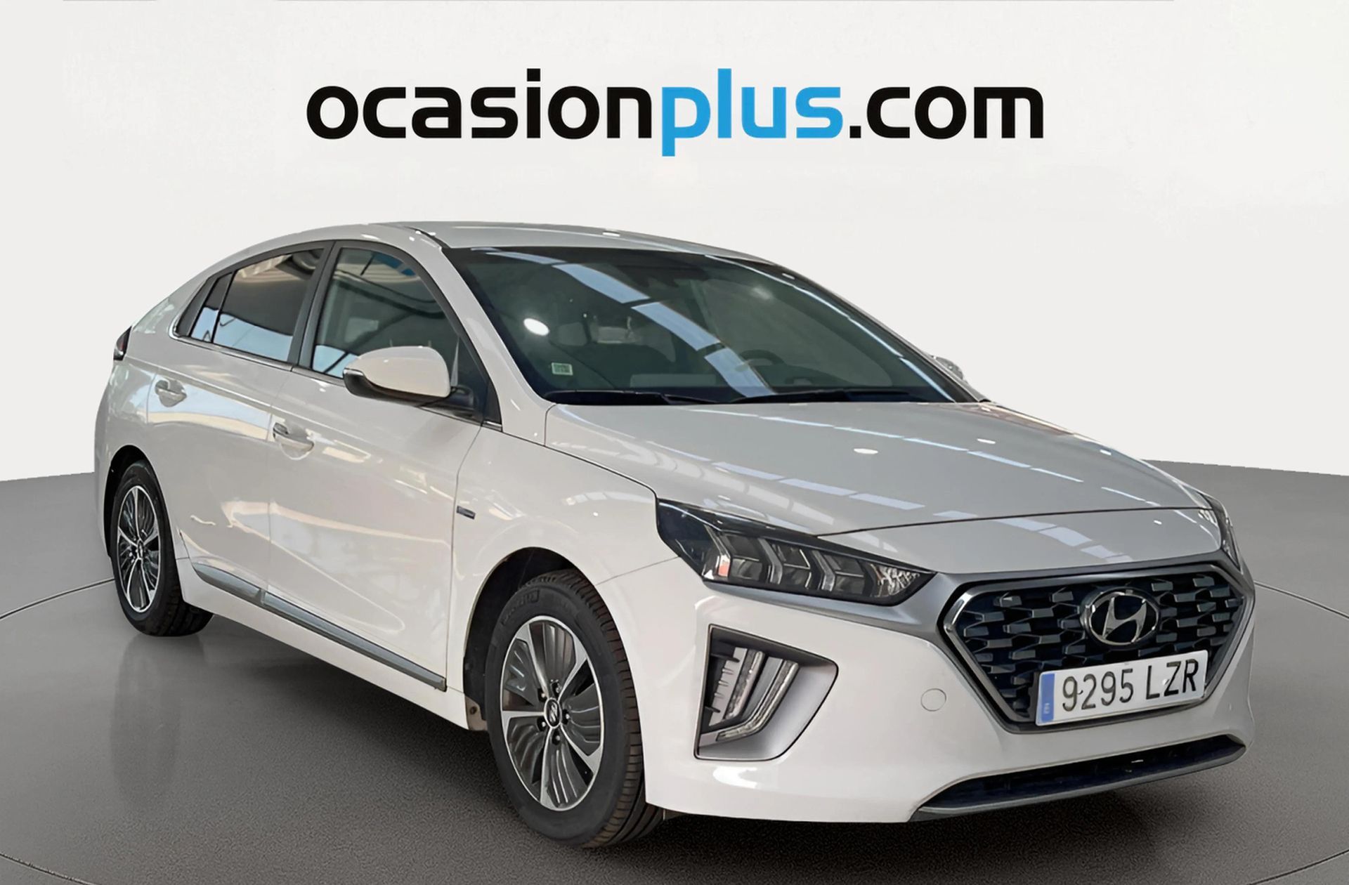 Hyundai Ioniq 1.6 GDI PHEV Klass DCT - foto 2