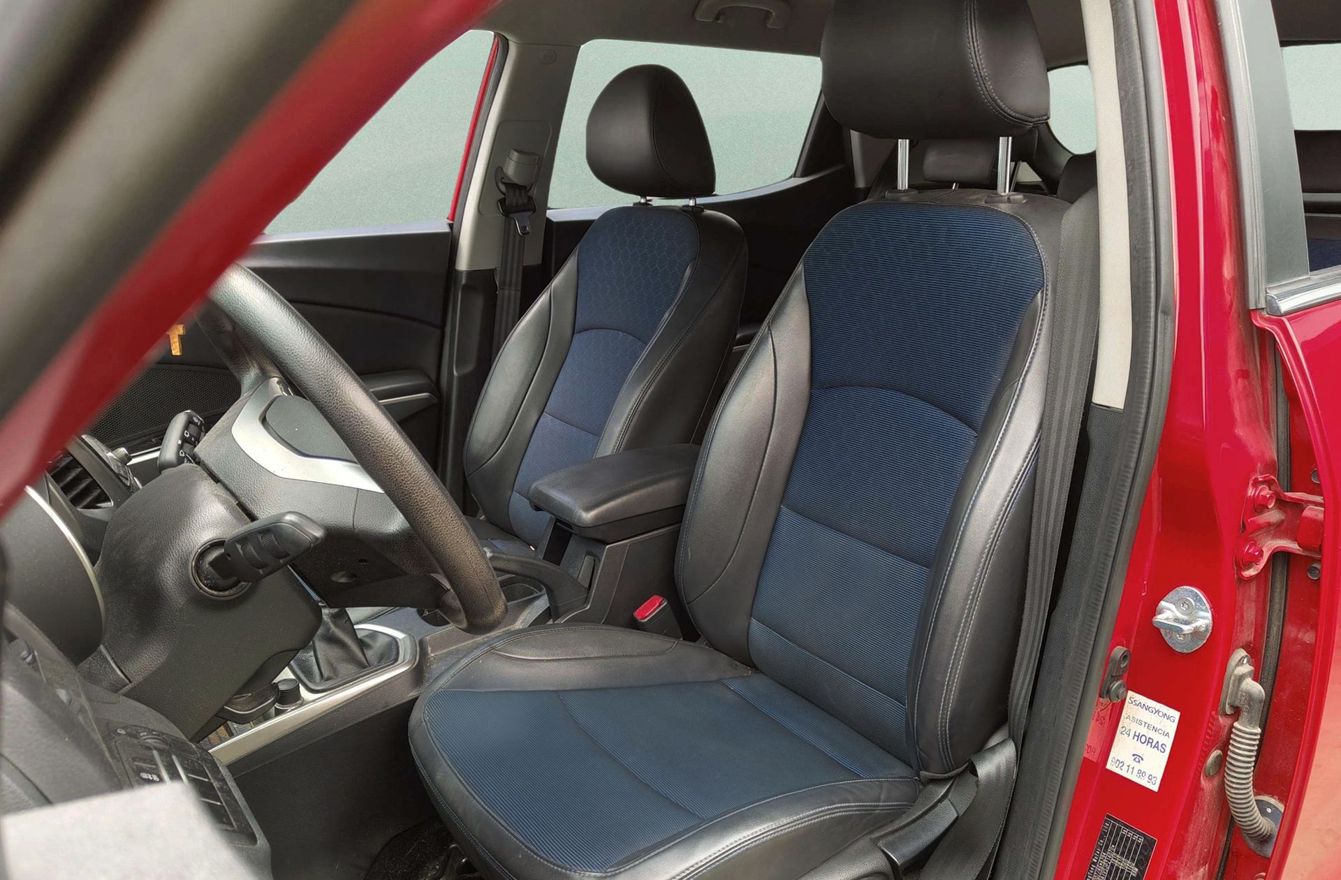 SsangYong Tivoli G16 1.6 Premium 4x2 - foto 8