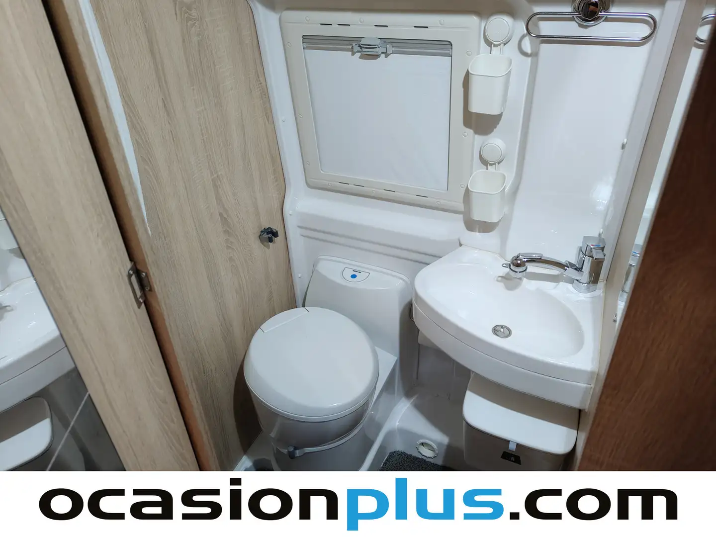 Foto Clever Vans Celebration 600 Clever Vans Celebration 600 Celebration 600 2.0 D  (163 CV) 4 Plazas CAMPERIZADA