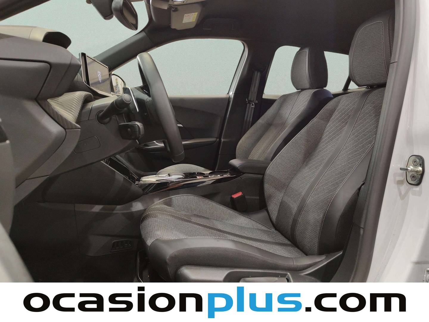 Foto asientos delanteros Peugeot 2008 Peugeot 2008 eDCS6 (145 CV)