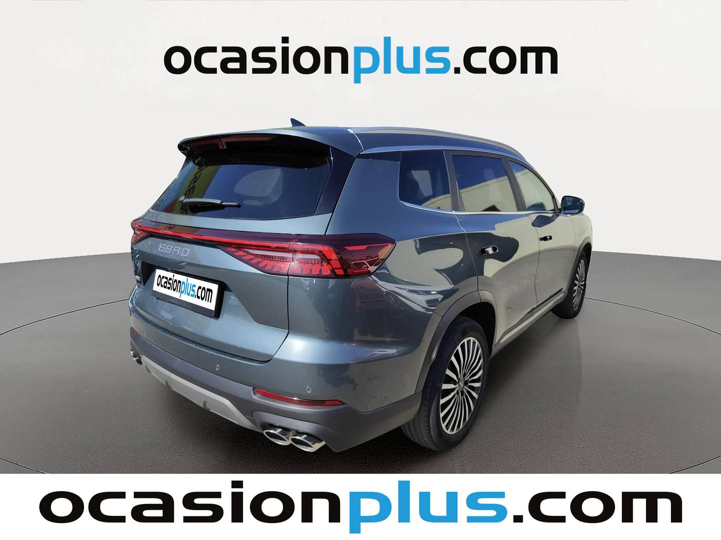 Foto trasera EBRO S800 EBRO S800 1.6 TGDI Premium DCT (147 CV) 7 Plazas derecha