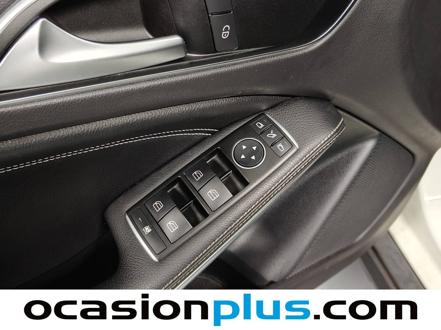 Foto Mercedes GLA Mercedes-Benz GLA GLA 200 d Urban (136 CV)