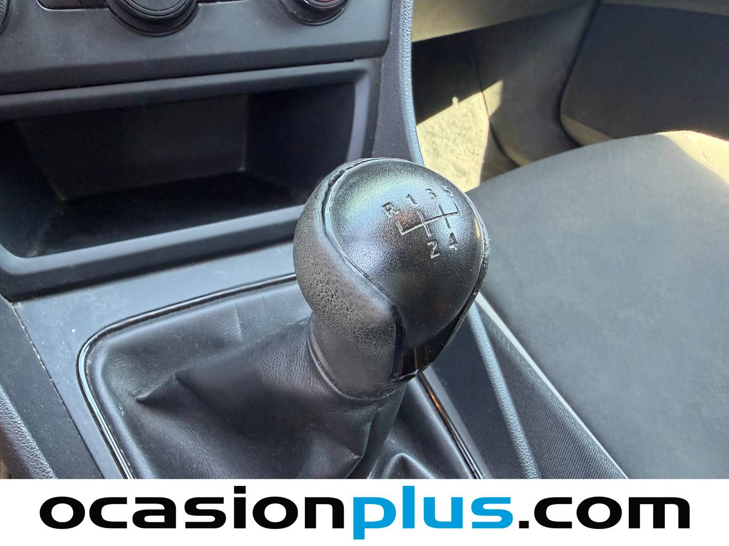 Seat León Seat León 1.6 TDI S&S Reference (105 CV) de segunda mano