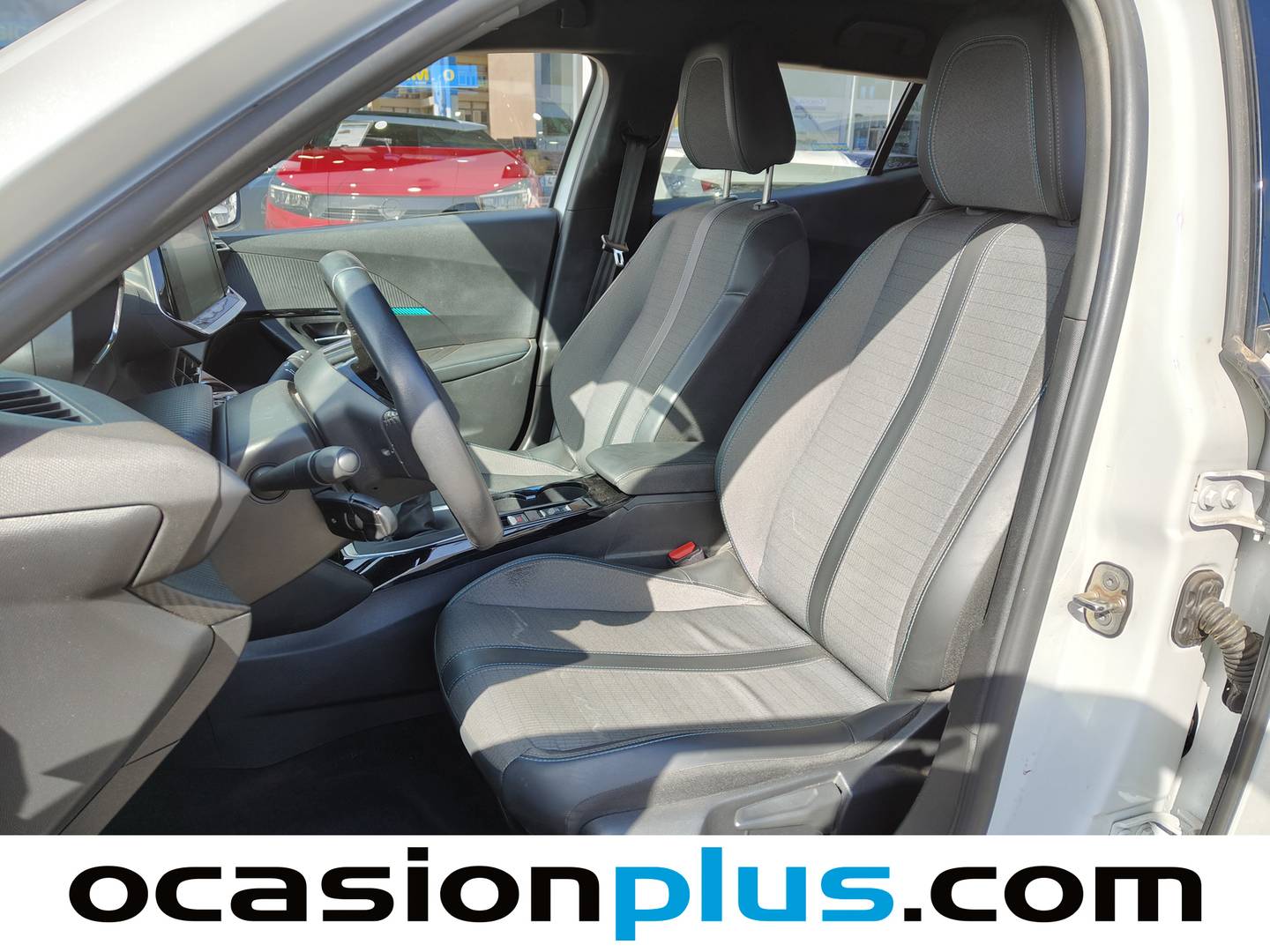 Foto Peugeot 2008 Peugeot 2008 PureTech 100 S&S Allure (100 CV)