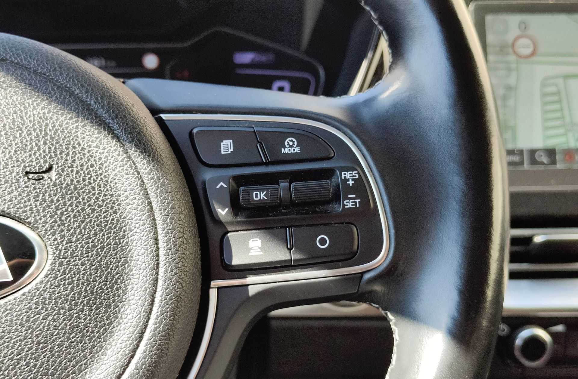 Kia Niro 1.6 GDi PHEV Híbrido Emotion - foto 31