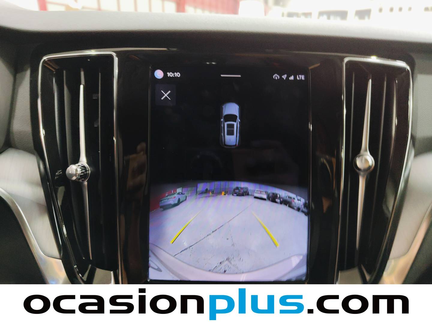 Equipamiento del Volvo V60 Cross Country Volvo V60 Cross Country B4 D Cross Country Core AWD Auto  (197 CV)