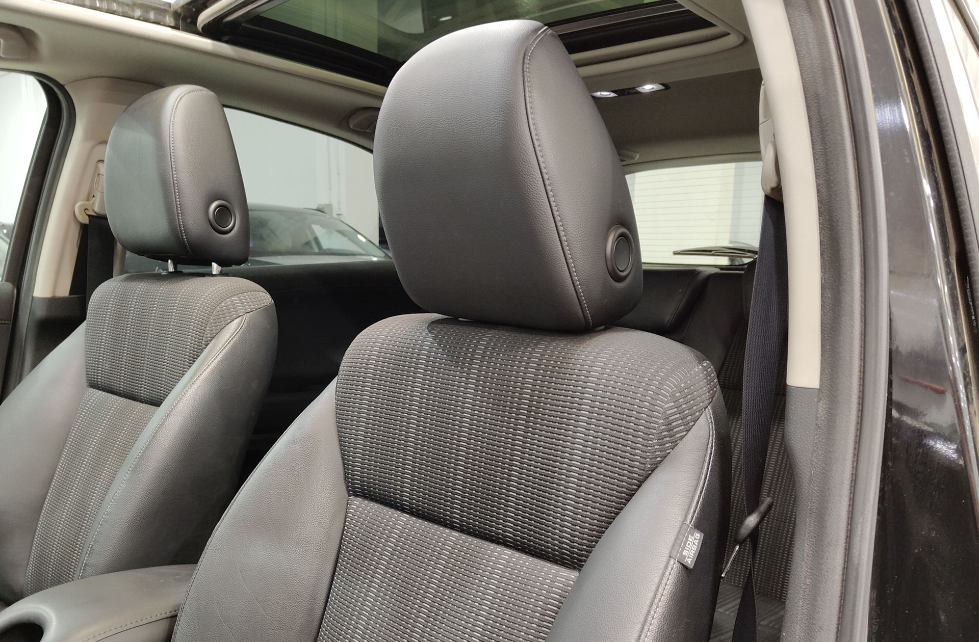 Honda HR-V 1.6 i-DTEC Executive - foto 7