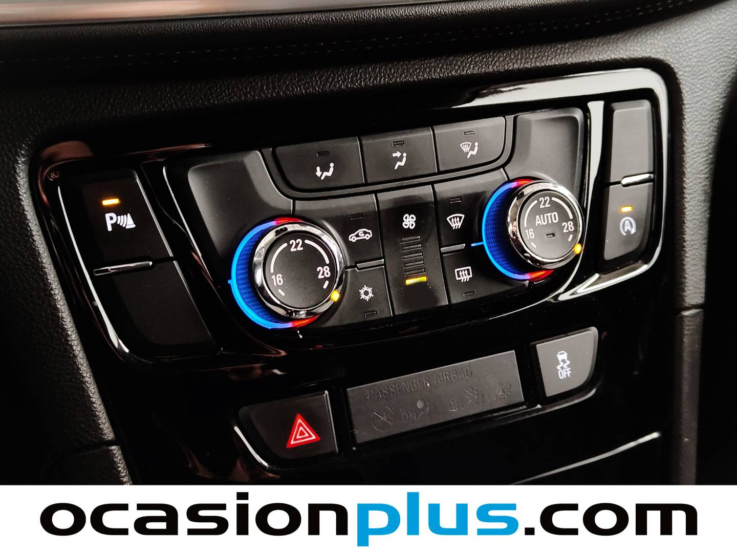 Foto Opel Mokka X Opel Mokka X 1.6 CDTi S&S Excellence 4X2 (136 CV)