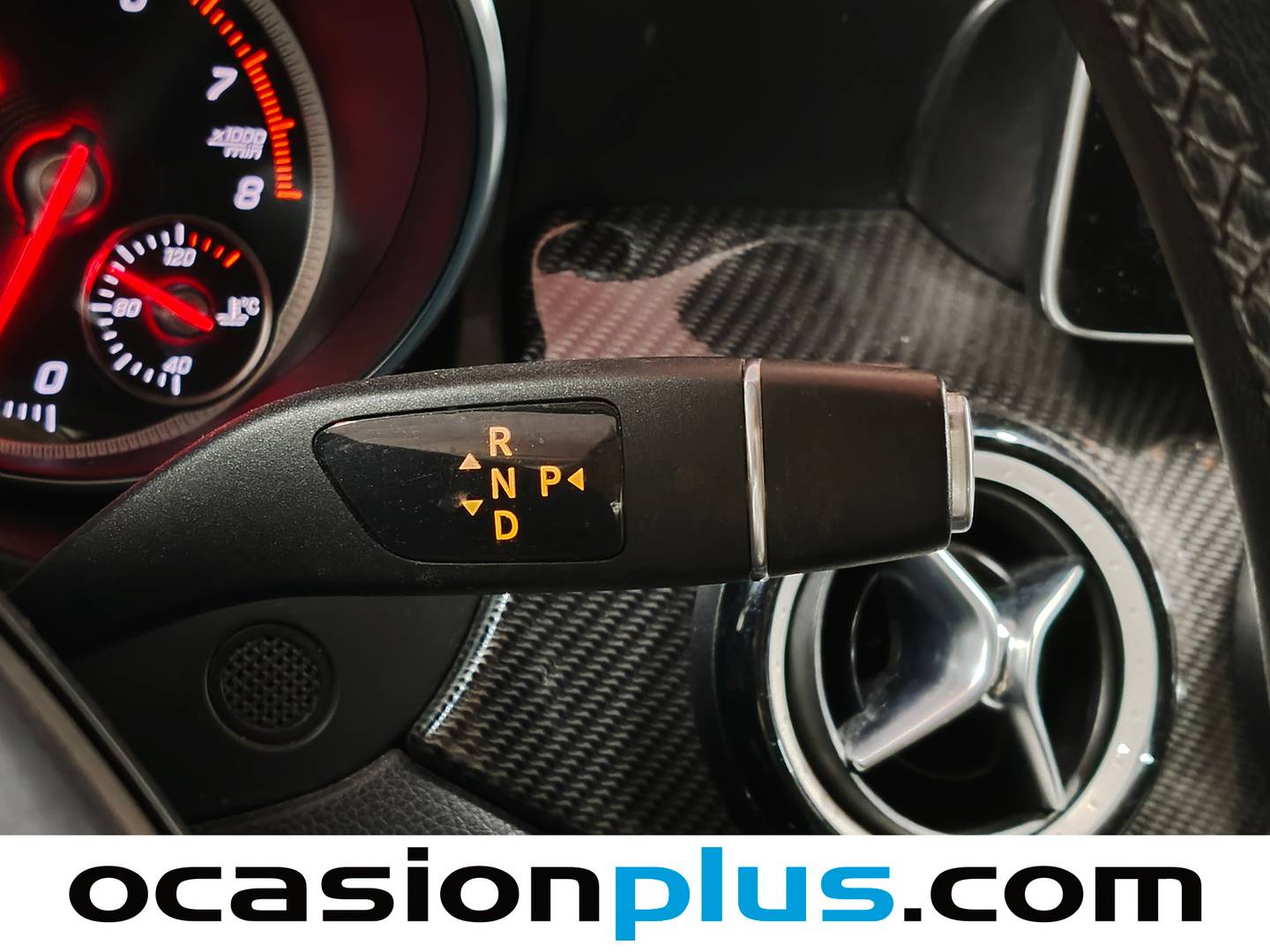 Mercedes GLA Mercedes-Benz GLA GLA 180 (122 CV) Pack AMG de segunda mano