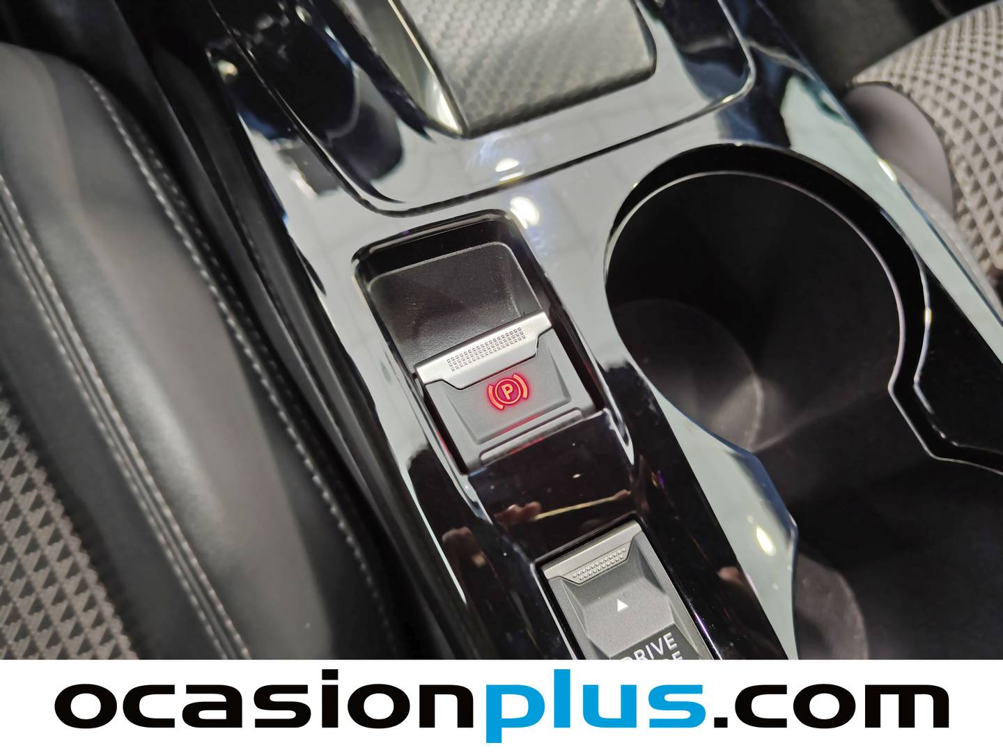 Peugeot 208 Peugeot 208 PureTech 130 GT EAT8 (130 CV) automático