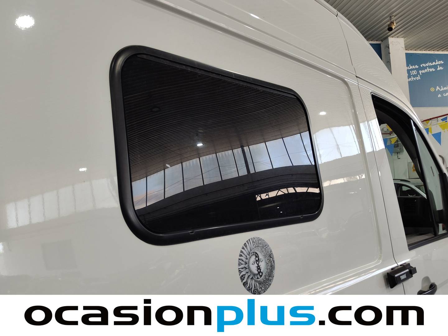 Volkswagen Crafter Volkswagen Crafter Furgon Batalla Media TN 2.0 TDI (140 CV) 3.500 3 Plazas Camperizada 140cv